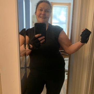 Kathy Got Stronger With Virtual Training Despite Her Injuries